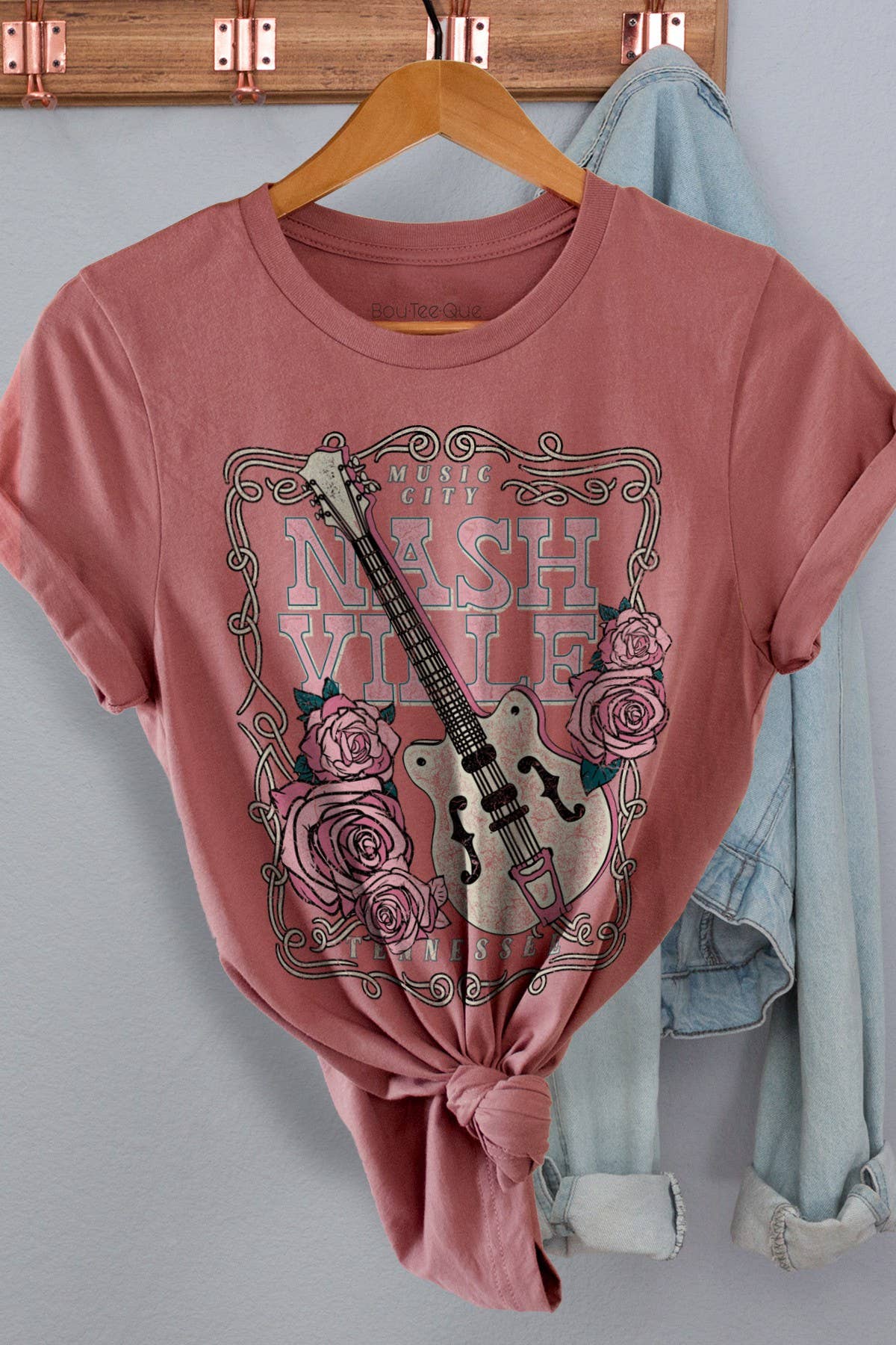 BouTeeQue Closet - Wholesale Screen Printed T-Shirt - Women's - 1066T - Nashville7