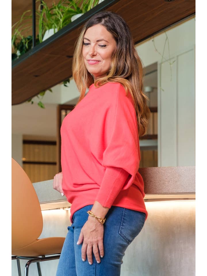 TINA Stephens Italy/Tees By Tina – Großhandel Strickpullover – Damen – Mylah Seriously Weicher Fledermaus-Pullover (BLS413)56