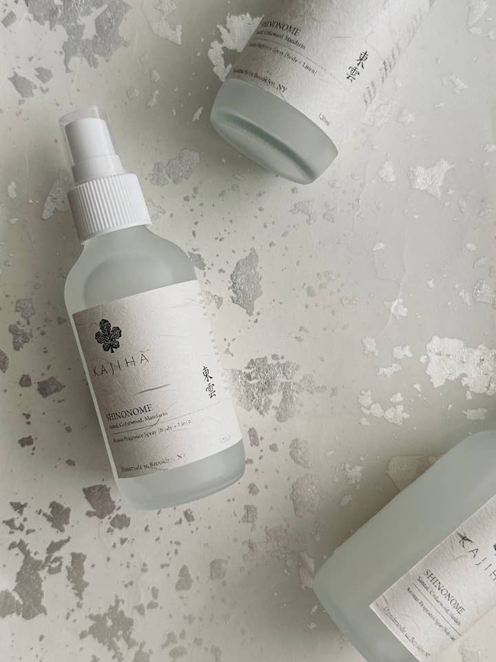 Botanical Aroma Body + Linen spray Shinonome for wholesale by KAJIHA