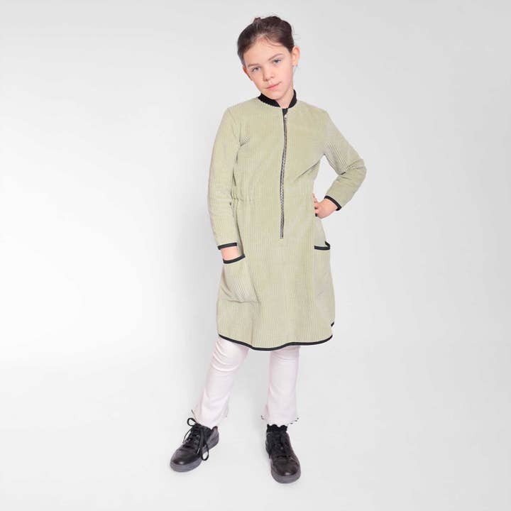 Infantium Victoria - Wholesale Fashion Leggings - Kids - White Flare Leggings1