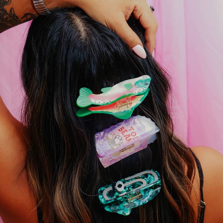 The Peach Fuzz - Wholesale Hair Accessories Set - Women's - Rainbow Trout Hair Claw5