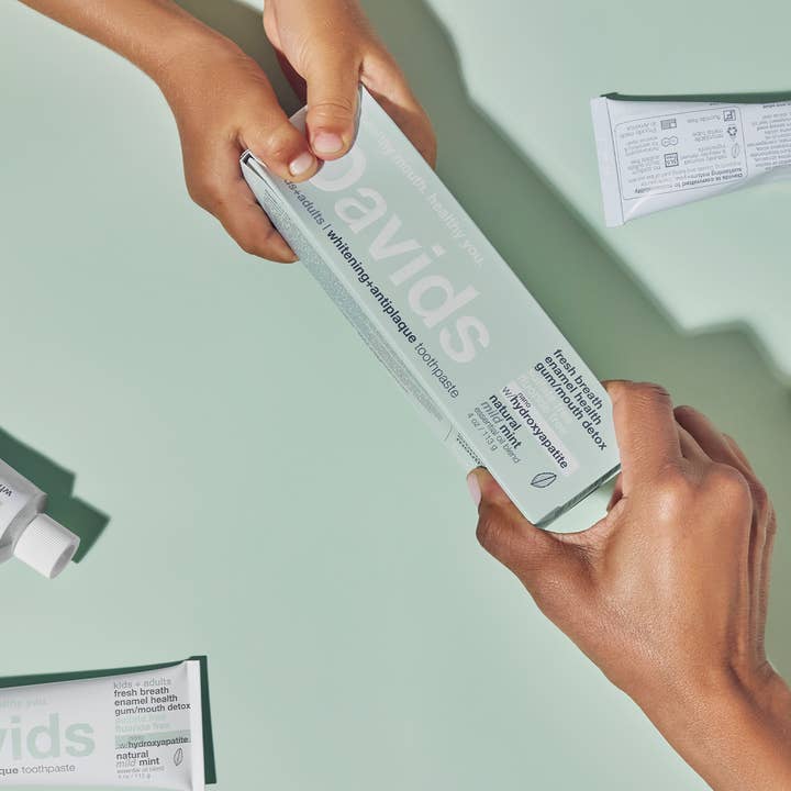 Davids Natural Toothpaste - Wholesale Toothpaste - Davids kids + adults nano-hydroxyapatite premium toothpaste / mild mint / 4 oz