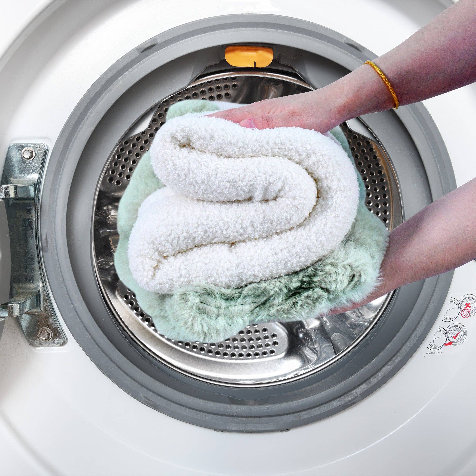 Jespet - Wholesale Pet Bed - Cat/Dog - GOOPAWS 4-in-1 Cat Sack Bed Cave - Self Warming Pet Sleeping Bag for Cats & Small Dogs,, Sage Green5