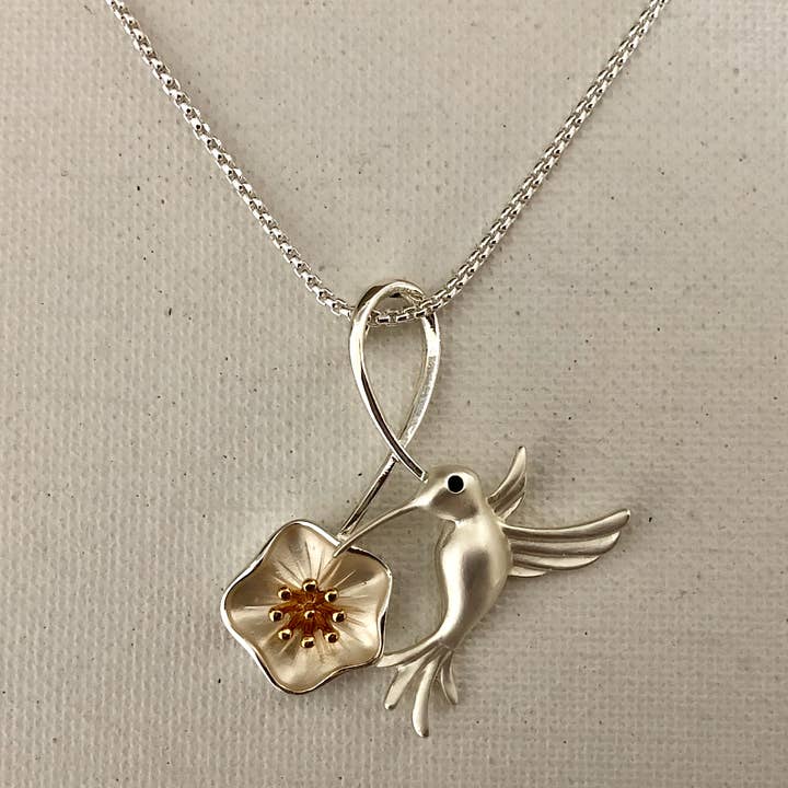 Carol Young Silver - Wholesale Pendant/Charm Necklace - Hummingbird and Flower Necklace Jewelry1