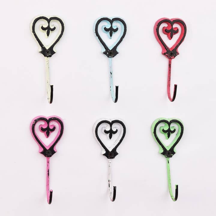 6 Piece Iron Hearts Wall Bag Hanger Multi for wholesale on Faire