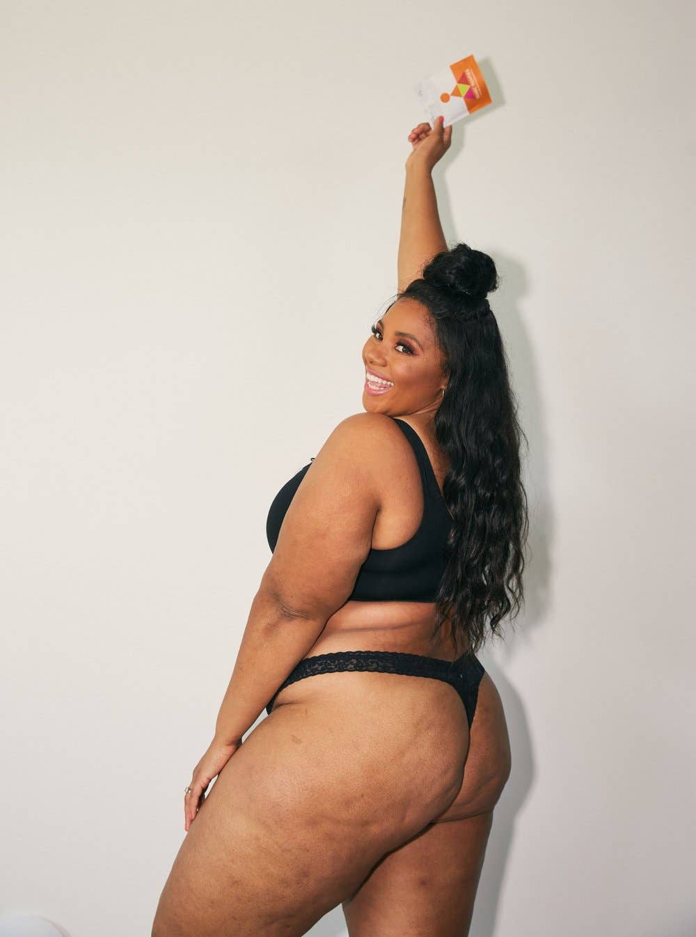 Panic Panties – Engroshandel Undertøj - Dame – Mellemhøj blonde-tanga7