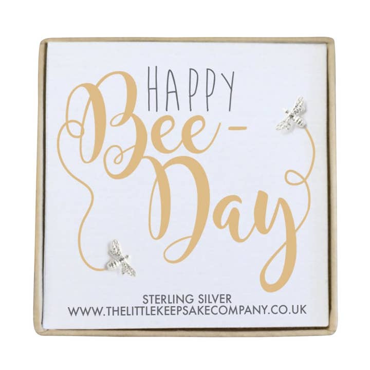 Oorbellen van sterling zilver met citaat - Happy Bee-Day voor wholesale door The Little Keepsake Company
