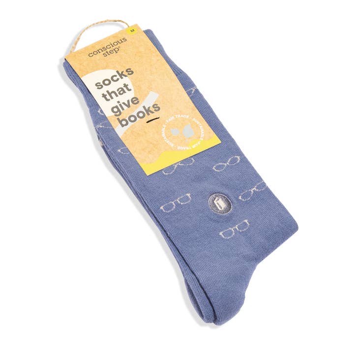 Conscious Step – Großhandel Socken - Unisex – Socken, die Bücher geben (blaue Brille)