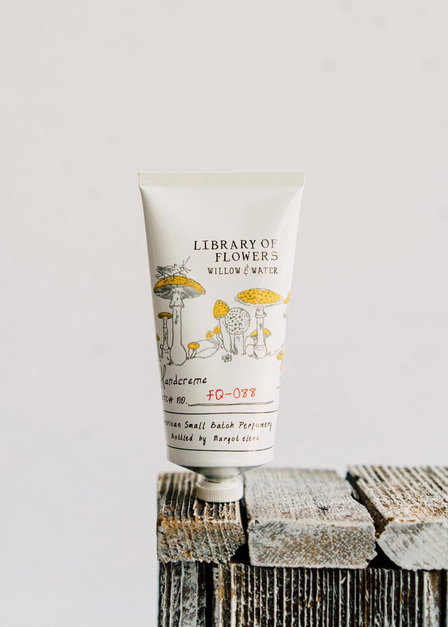 Library of Flowers - Wholesale Hand Cream/Lotion - Willow and Water Handcreme2