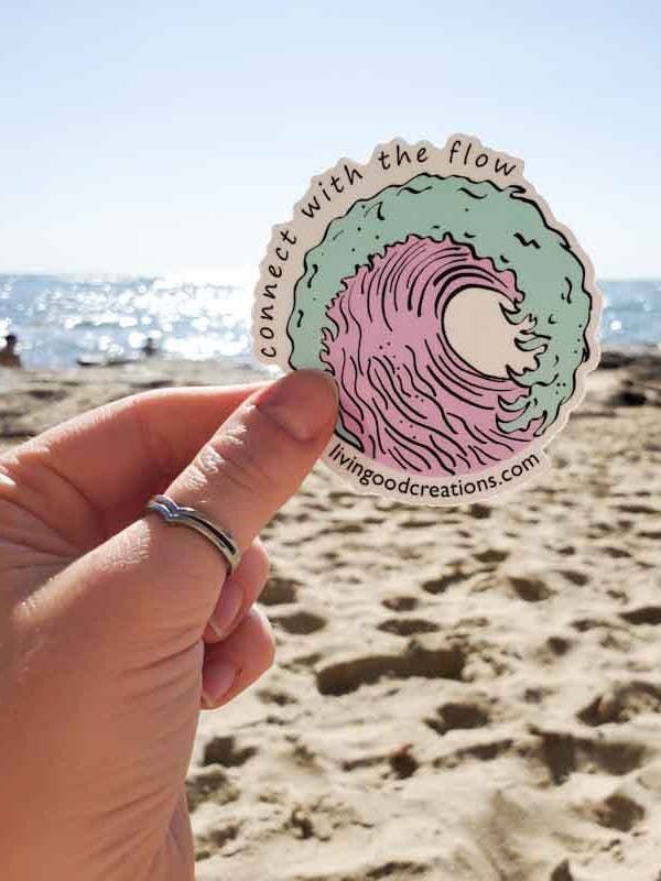 Surf's Up - Kiss Cut - Adesivo de arte em vinil à prova d'água (cópia) por atacado de Livin’Good Creations