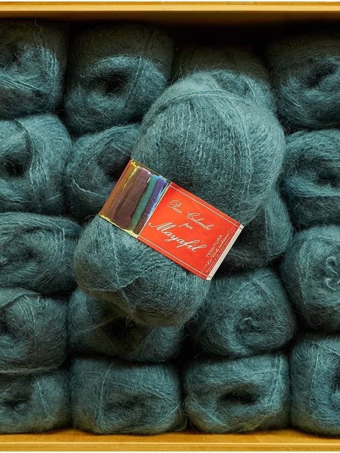 Filato SANDRA 99 lana cardata blu verde in matasse for wholesale by Eredi Colombo Srl (Brand Nicki Colombo)