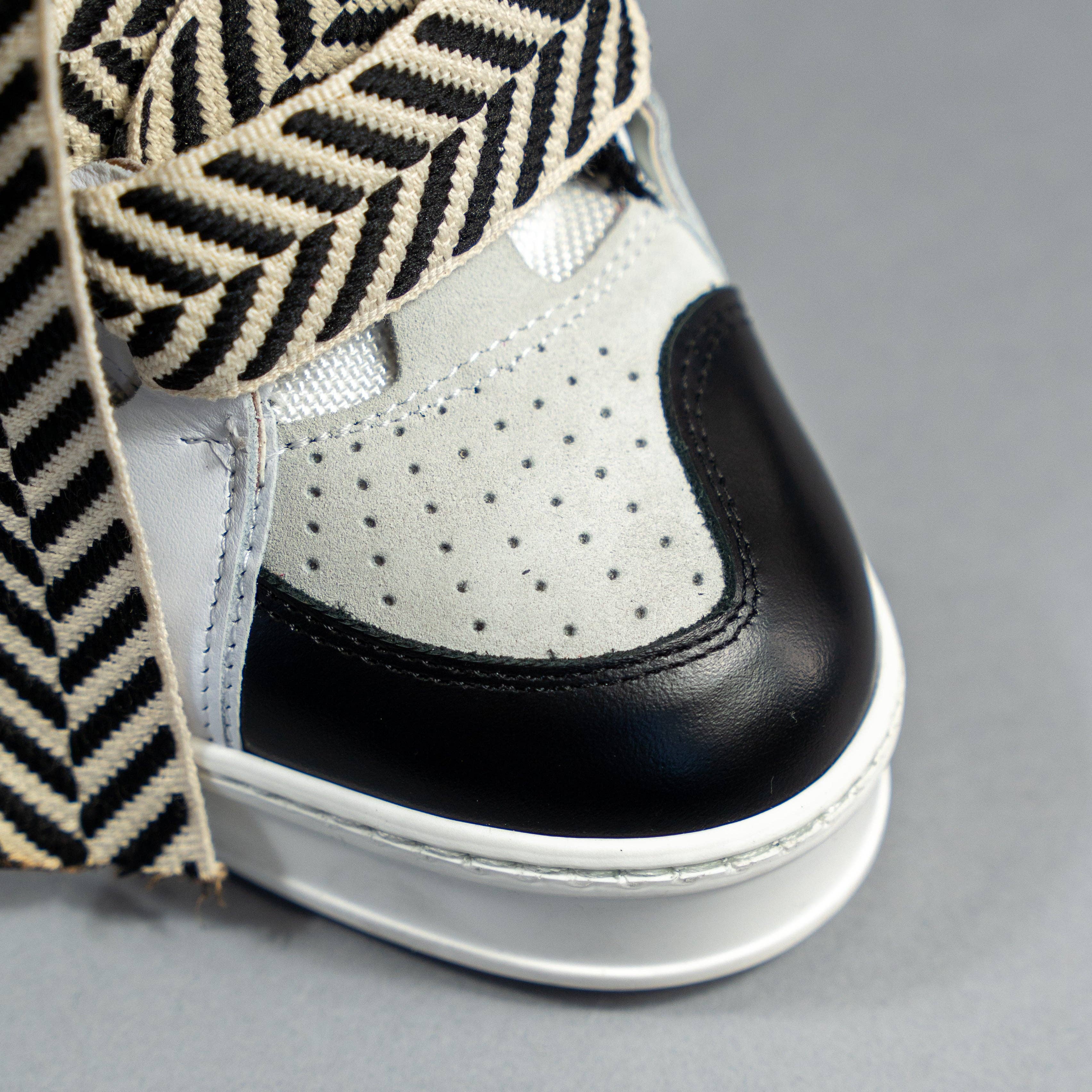 Courageous White with Black for wholesale on Faire4