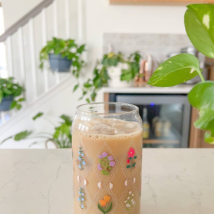 Hart and Flora Shop - Wholesale Drinking Glass/Cup - 16oz Floral Quilt Glass0