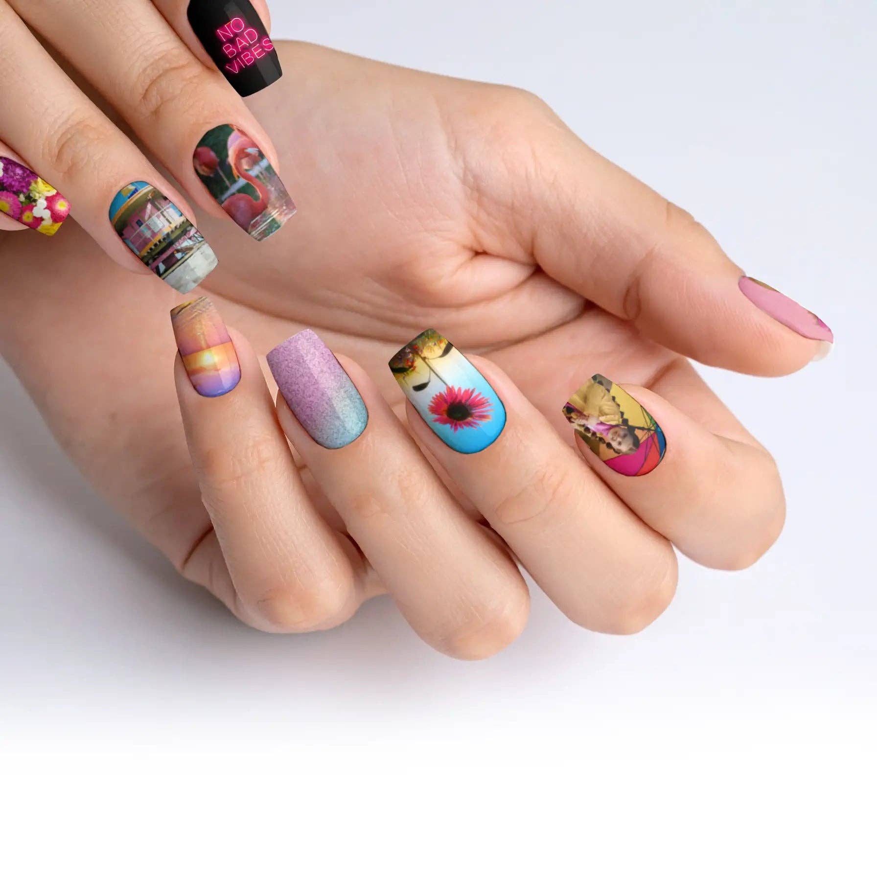 FYNE BODY - Wholesale Press-on/fake nails - Design Your Own Custom Press-On Nails - Oval82