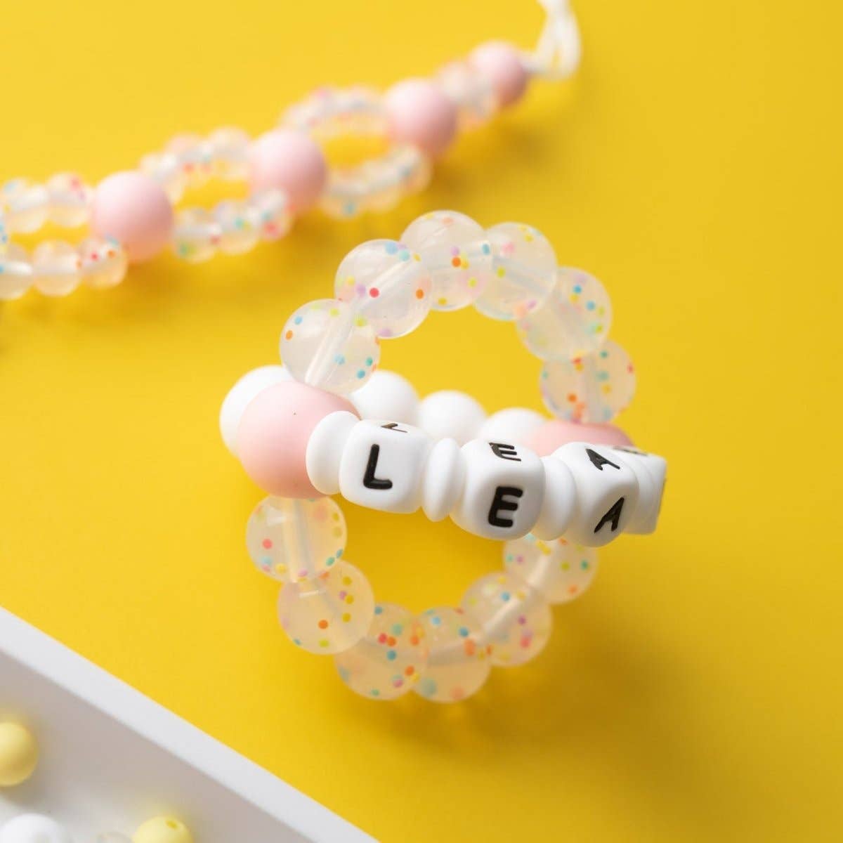 Cara & Co Silicone Craft Supply - Vente Perle - Perles rondes en silicone à double trou5