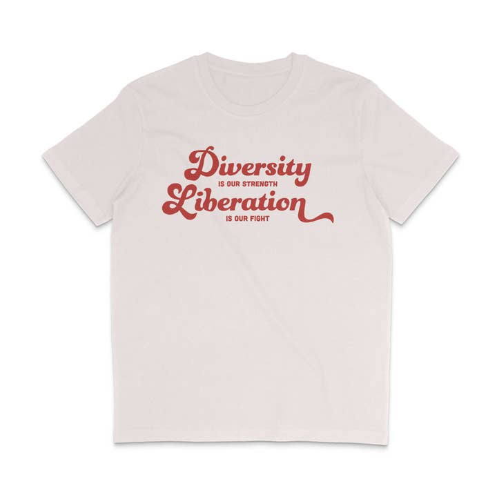 Chemise rétro Pride Diversity is Our Strength pour la vente par Rainbow & Co