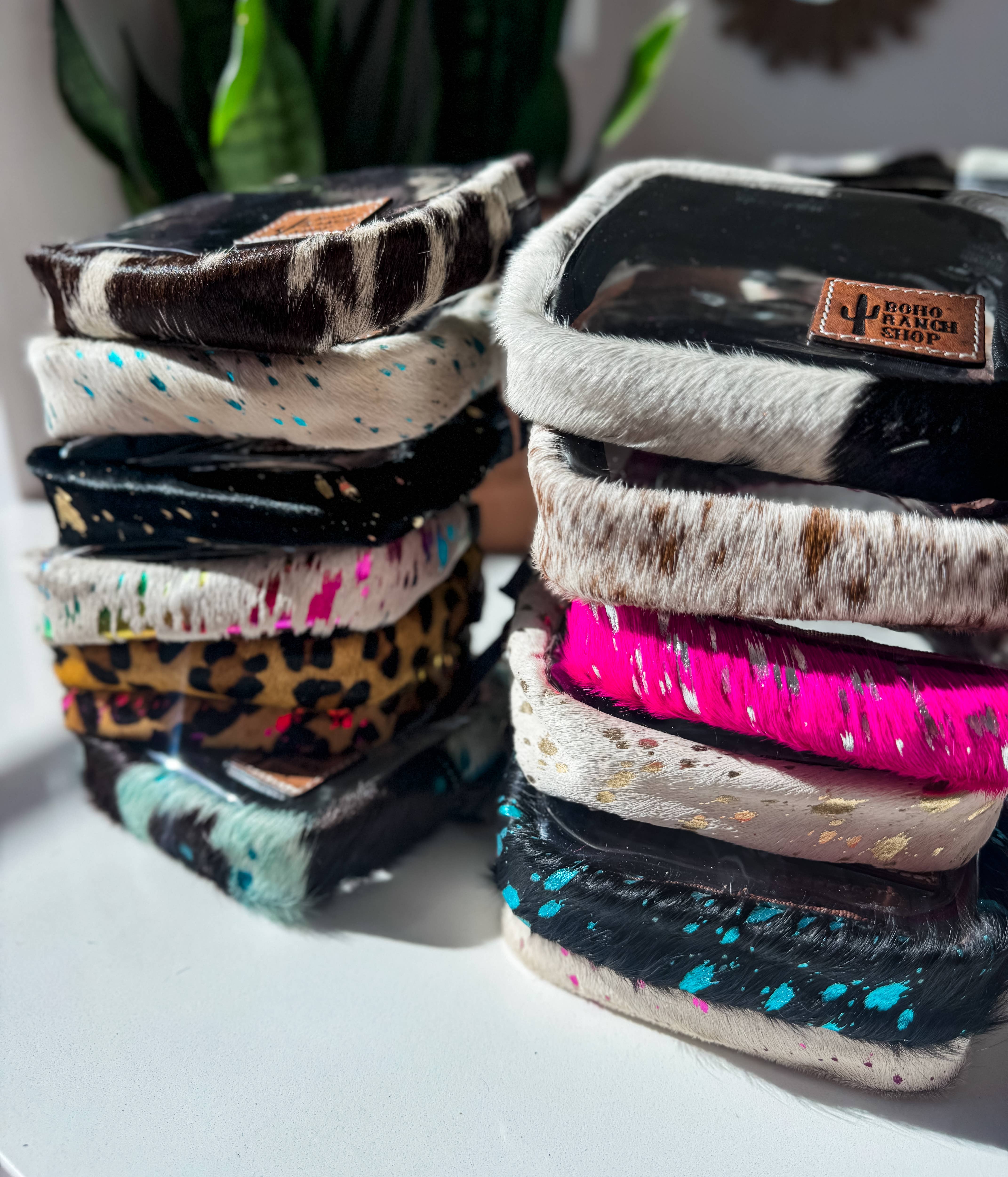 Boho Ranch Shop - Venta al por mayor Bolsa para maquillaje - Estuche Transparente de Piel de Vaca - Bolsa de Viaje para Maquillaje y Artículos de Tocador0