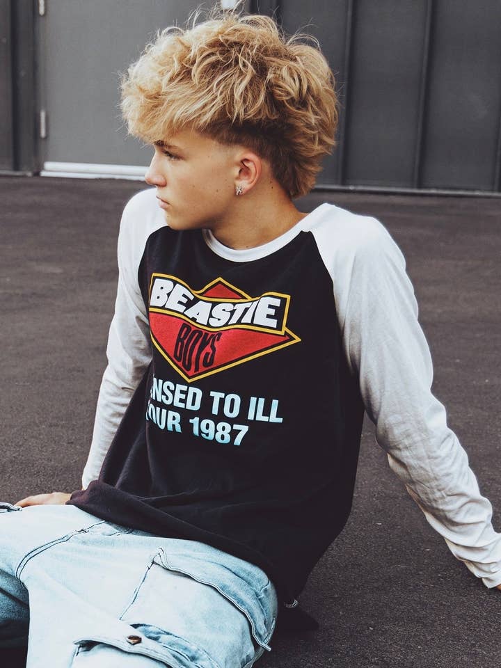 Rowdy Sprout - Wholesale Screen-printed t-shirt – Kids - Beastie Boys - Licensed To ILL Raglan2