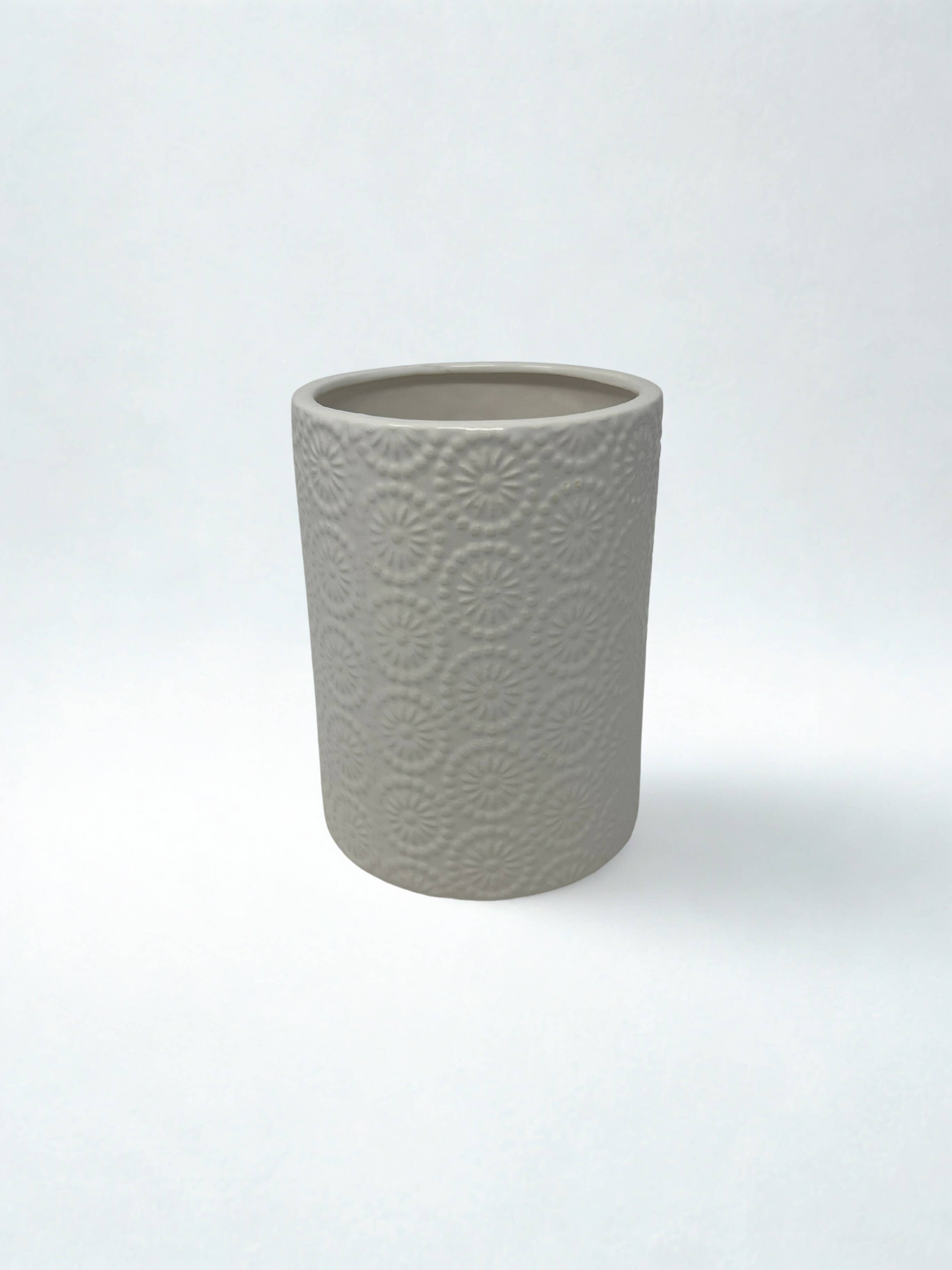 USA HomeMax - Wholesale Vase - Modern Ceramic Flower Vase Assorted Designs1