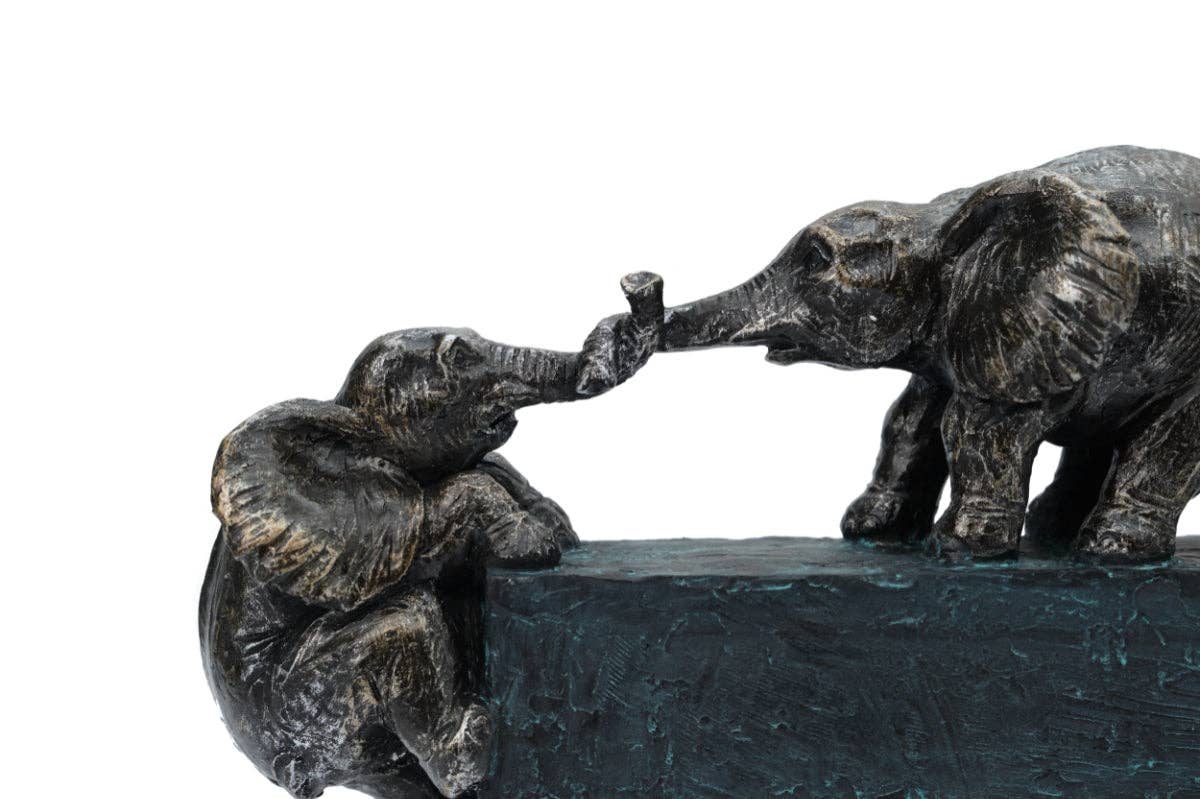 Bentley & Bo - Wholesale Sculpture - Elephant Family Ties1