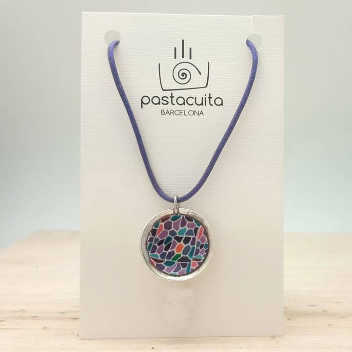 PASTACUITA – wholesale Hänge-/berlockhalsband – Modernistiska runda hängen med färgade trencadis2
