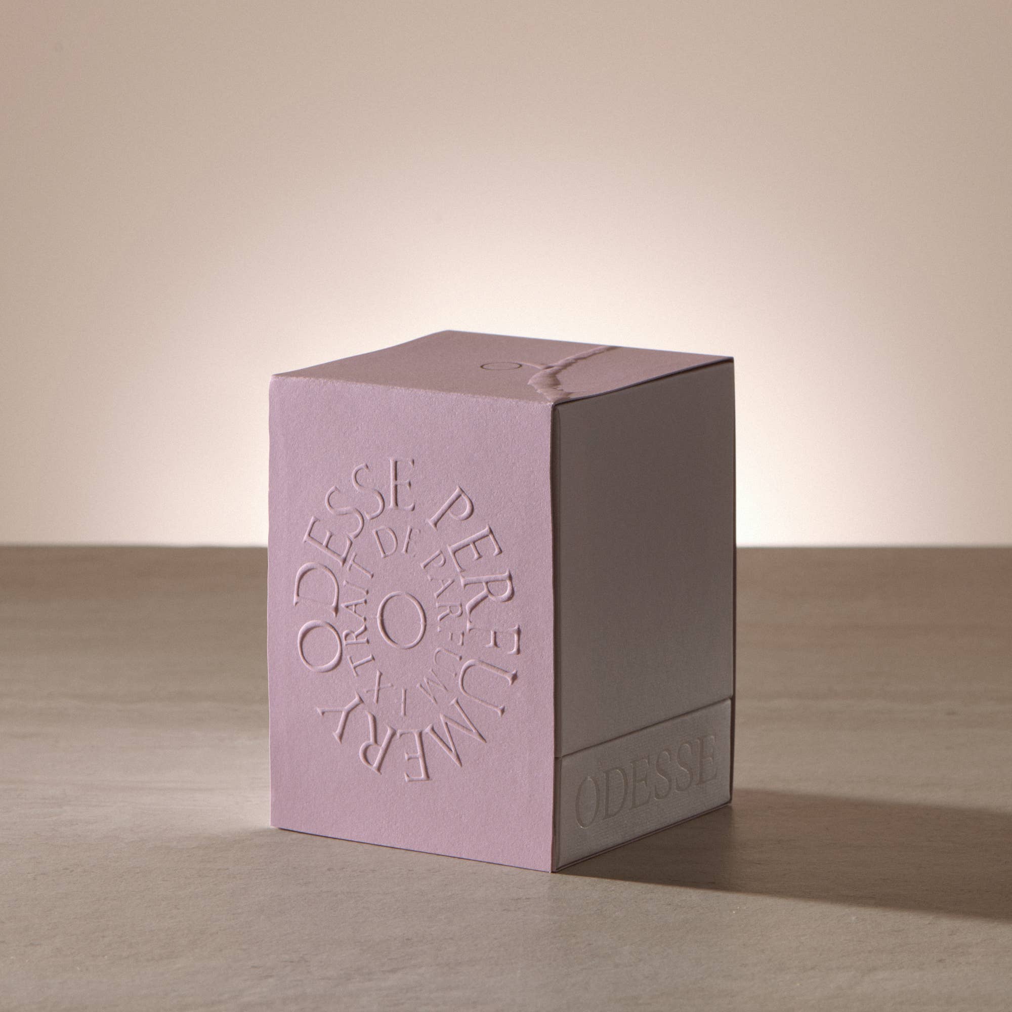 Odesse - Wholesale Perfume/Eau de Toilette - Rose Wood Extrait De Parfum1