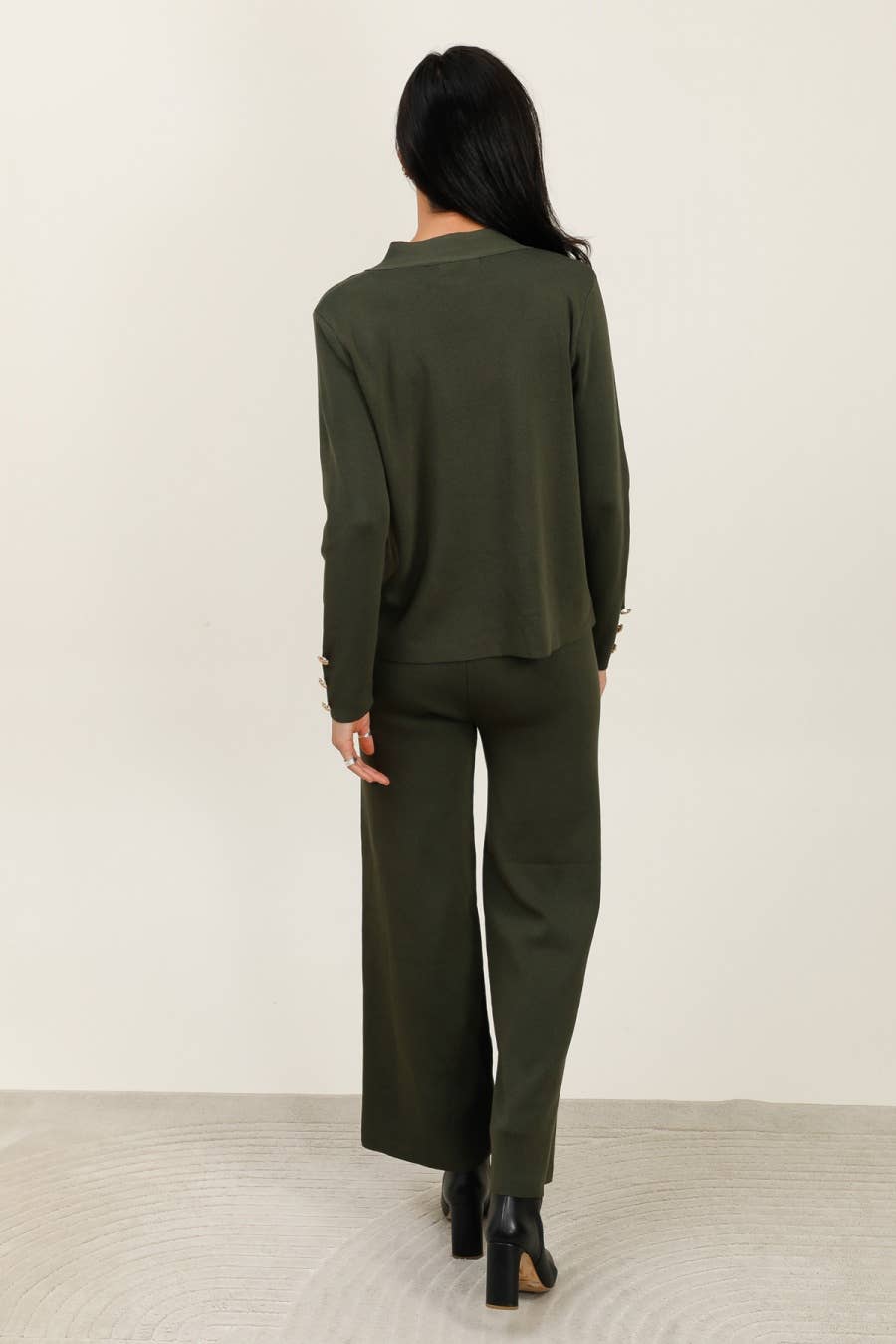 DIX-ONZE - Wholesale Top & Pant Set (NOT Loungewear) - Women's - Chic 2-Piece Set – Elegance & Comfort15