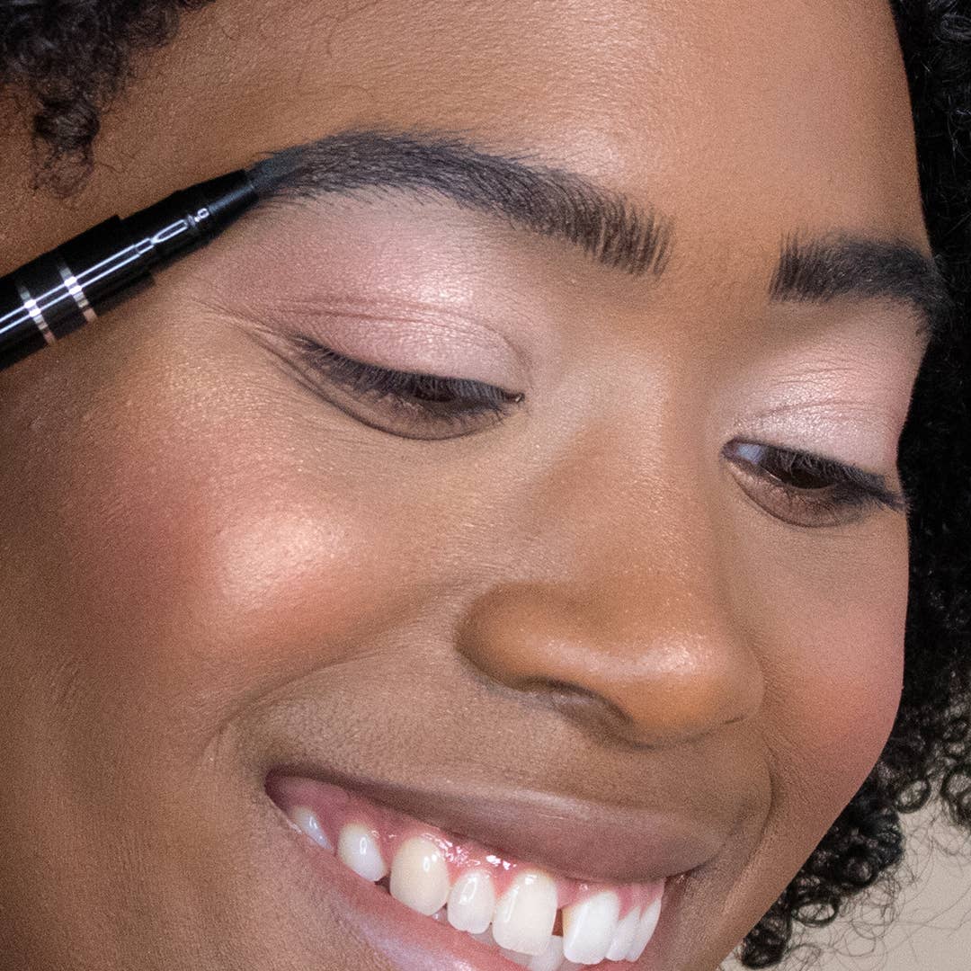 Billion Dollar Brows - Wholesale Eyebrow Pencil/Filler - The Microblade Effect: Brow Pen4