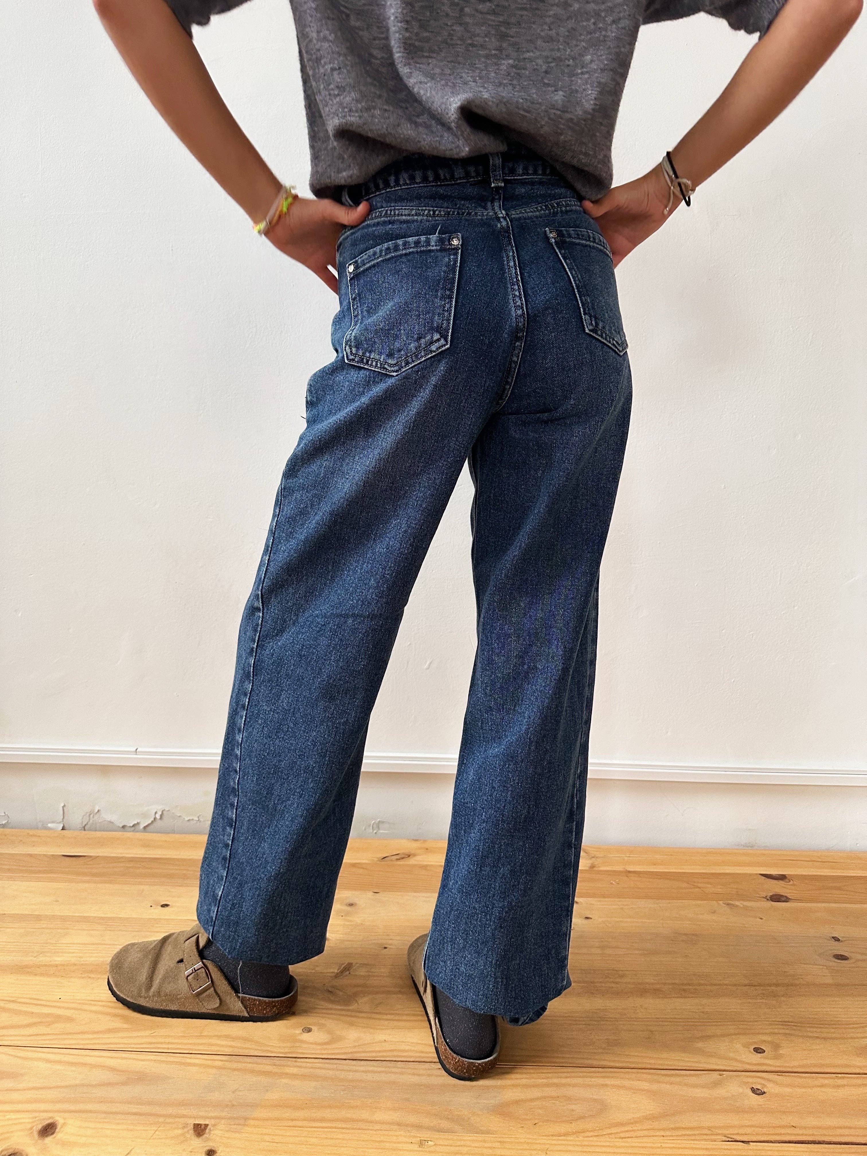 MindTraveler - Vente Jean – femme - Jean taille haute Nicole couleur foncée avec détails sur les coutures latérales2