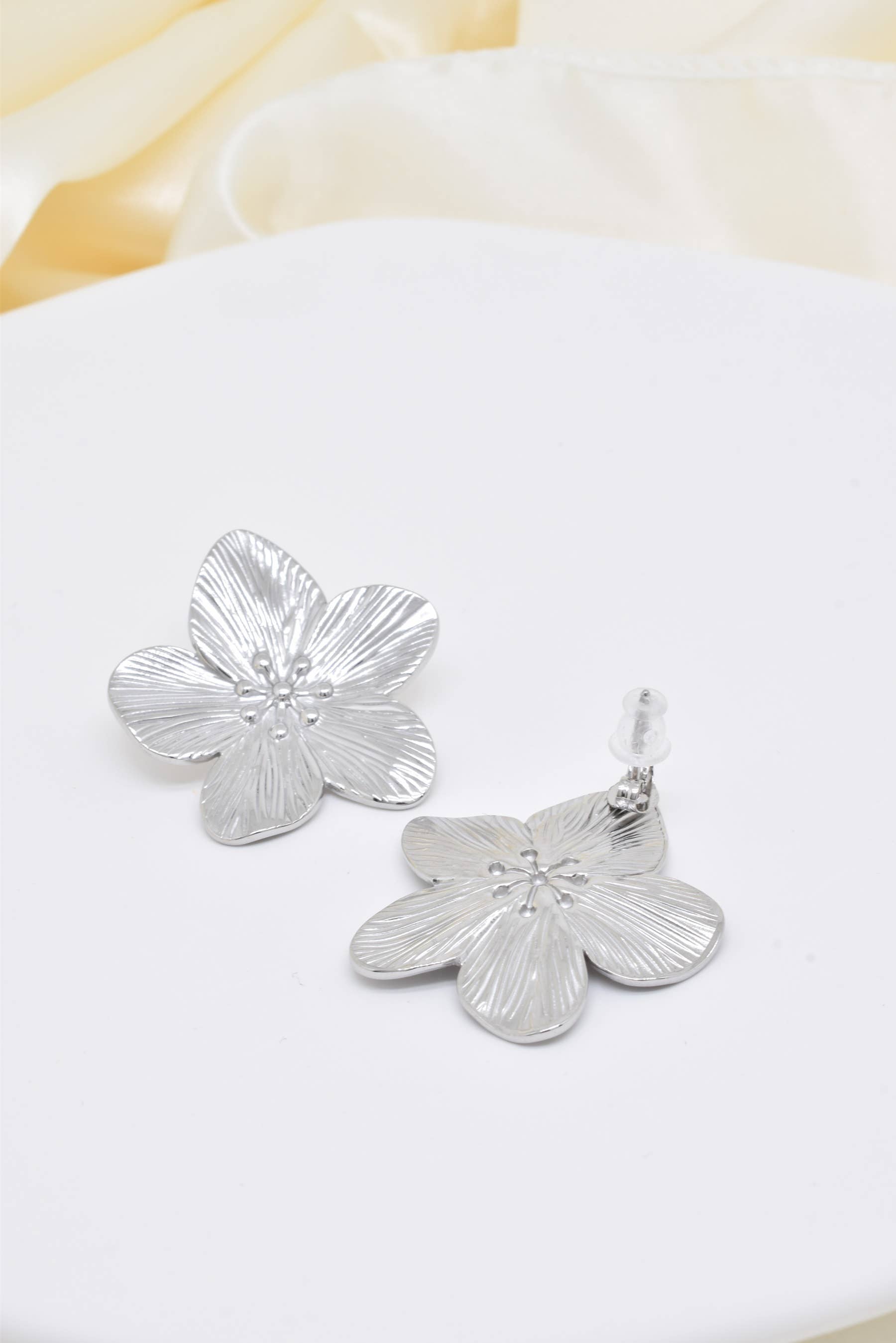 Kapyco - Vendita all'ingrosso Orecchini a bottone - Orecchini a fiore in acciaio inox - BO1002454