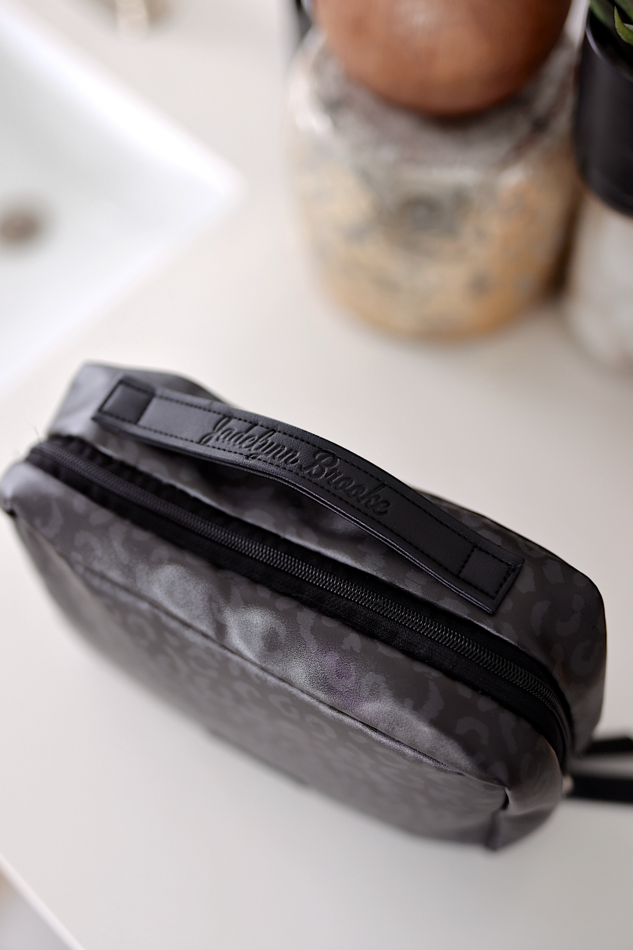 Jadelynn Brooke - Wholesale Purse/Bag Accessory - Women's - Hanging Organizer - Midnight Cheetah4