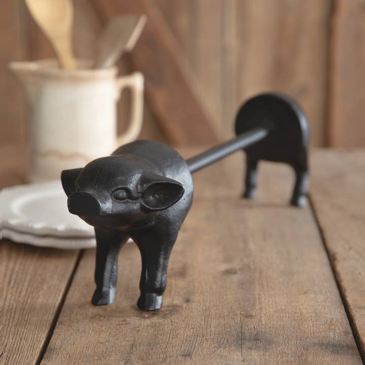 CTW Home Collection - Wholesale Paper Towel Holder - Cast Iron Pig Paper Towel Holder