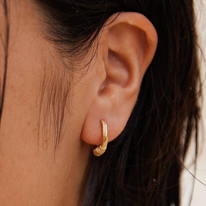 Agapée Jewelry - Venta al por mayor Pendientes de aro - Pendientes Sýrma | Joyería en oro resistente al agua2