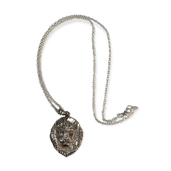 Halskette mit Löwen-Anhänger für den Großhandel von LateLate Jewelry