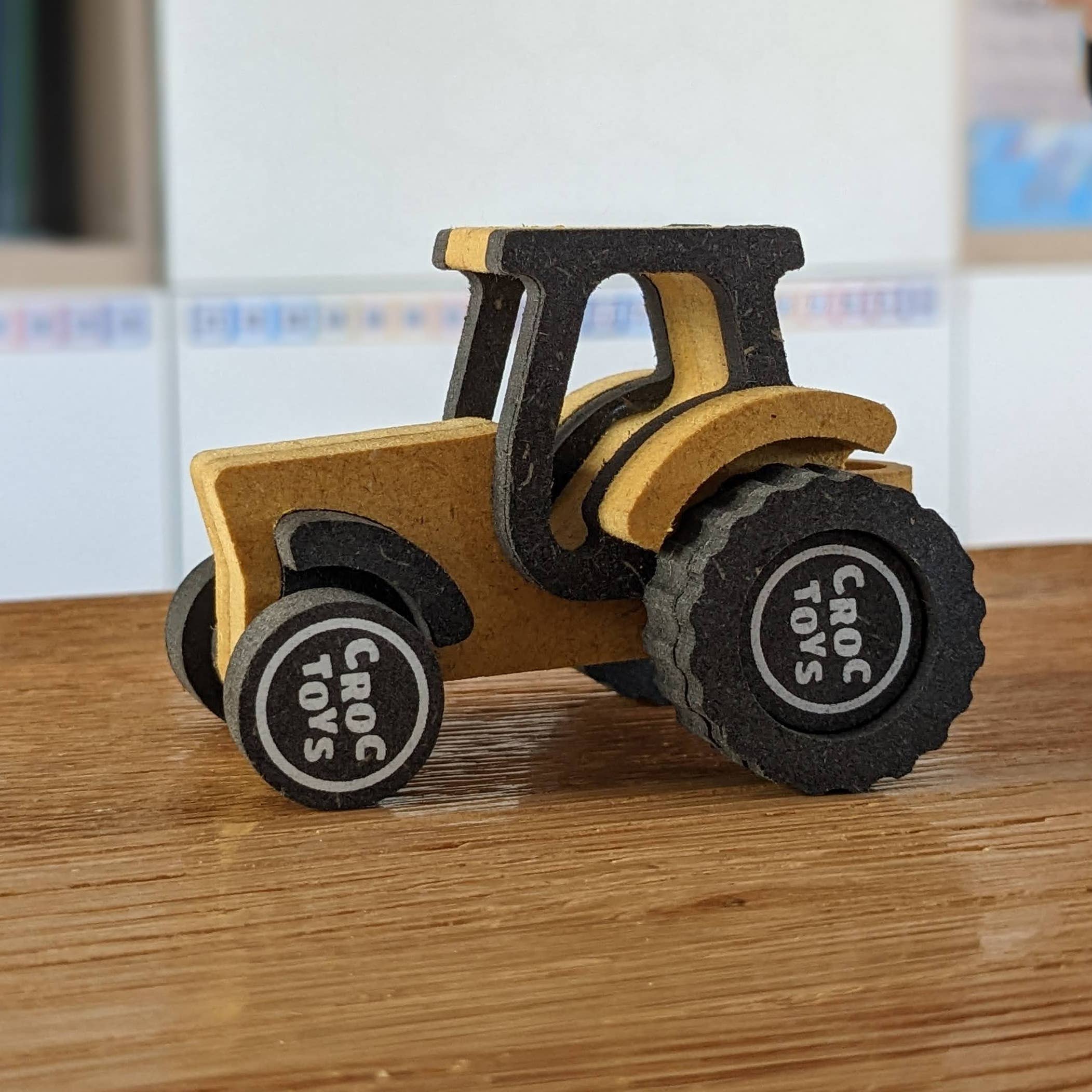 Croctoys - Wholesale Toy Set - Kids - Universe in a kit: NATHAN, the peasant tractor and his farm5