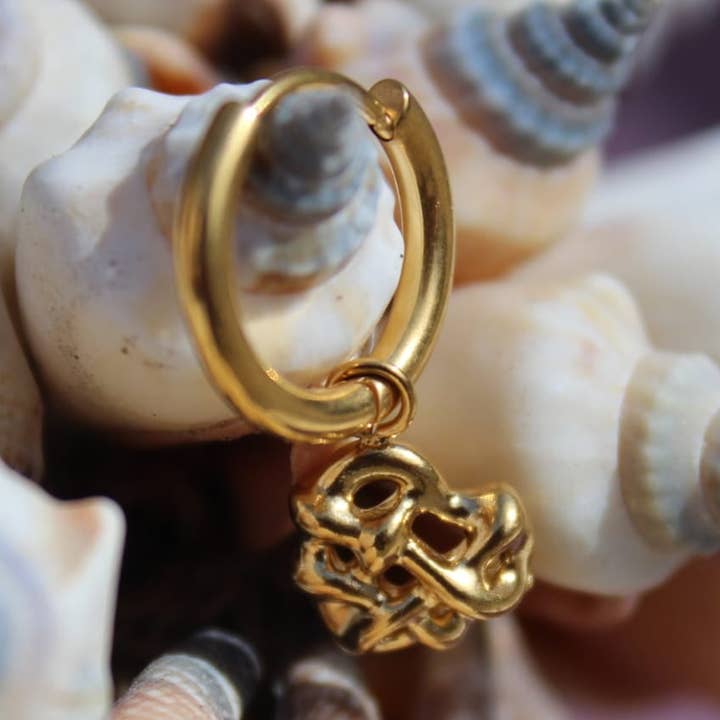 ZERKLEINERTER REIFEN - EIN STÜCK für den Großhandel von ROCKY ROSA