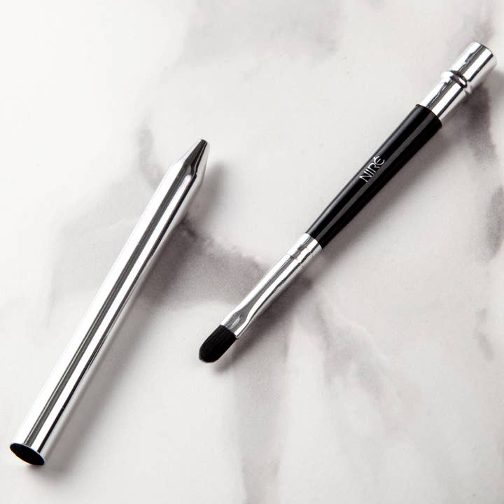 Niré Beauty – wholesale Lip make-up brush – Niré 550 - Retractable Pro Lip Brush