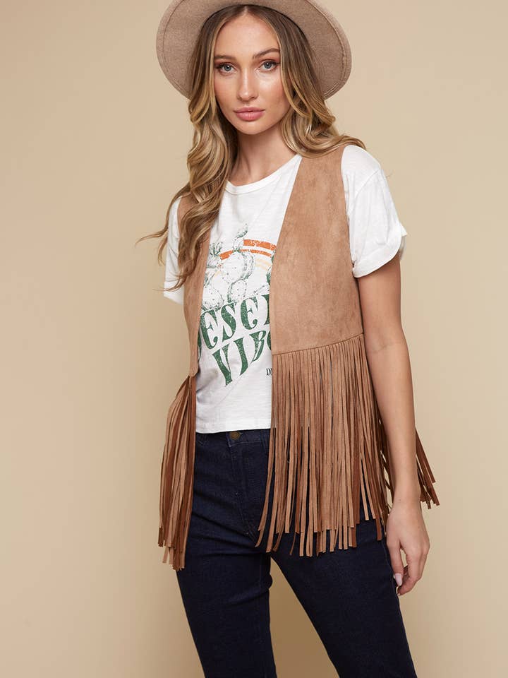Saints & Hearts – Engroshandel Vest - Dame – SIJ5200A TAN | VESTLIG VEST MED FRYNSER MED ÅBEN FRONT