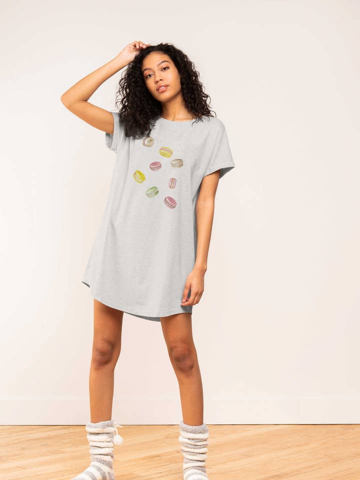 Sleepshirt Cloud with Macaron Graphic for wholesale by LATTELOVE