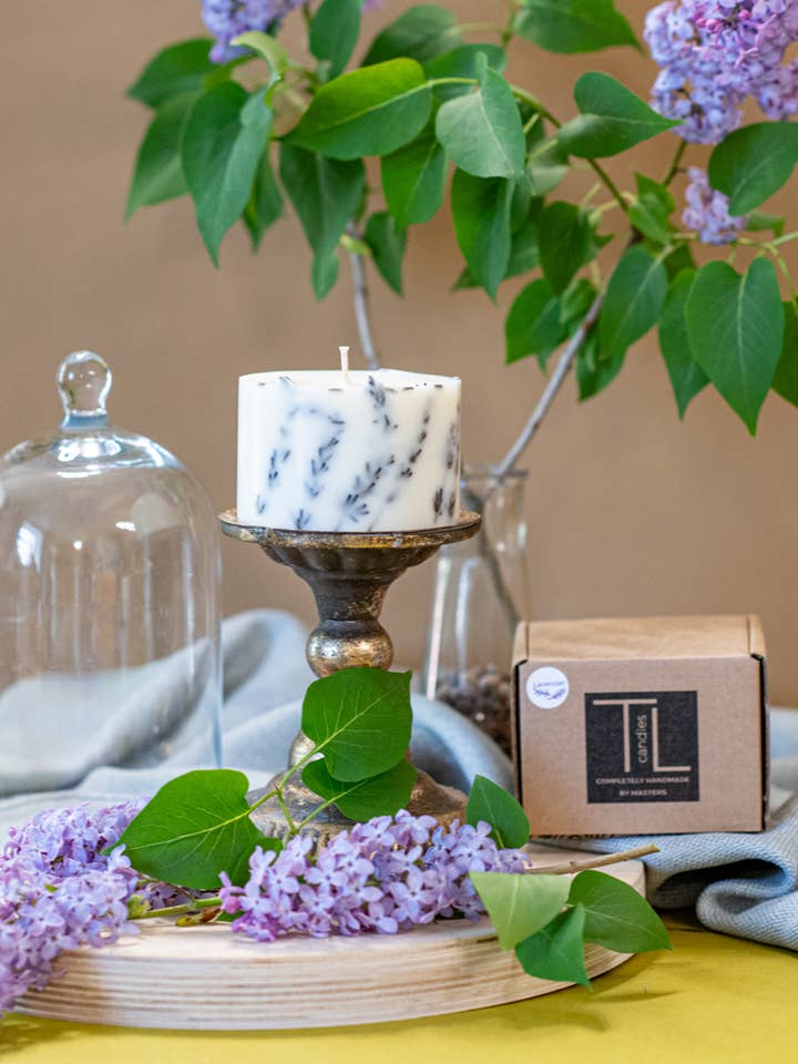 Sojawaskaars met lavendergeur voor wholesale door TLCandlesLatvia