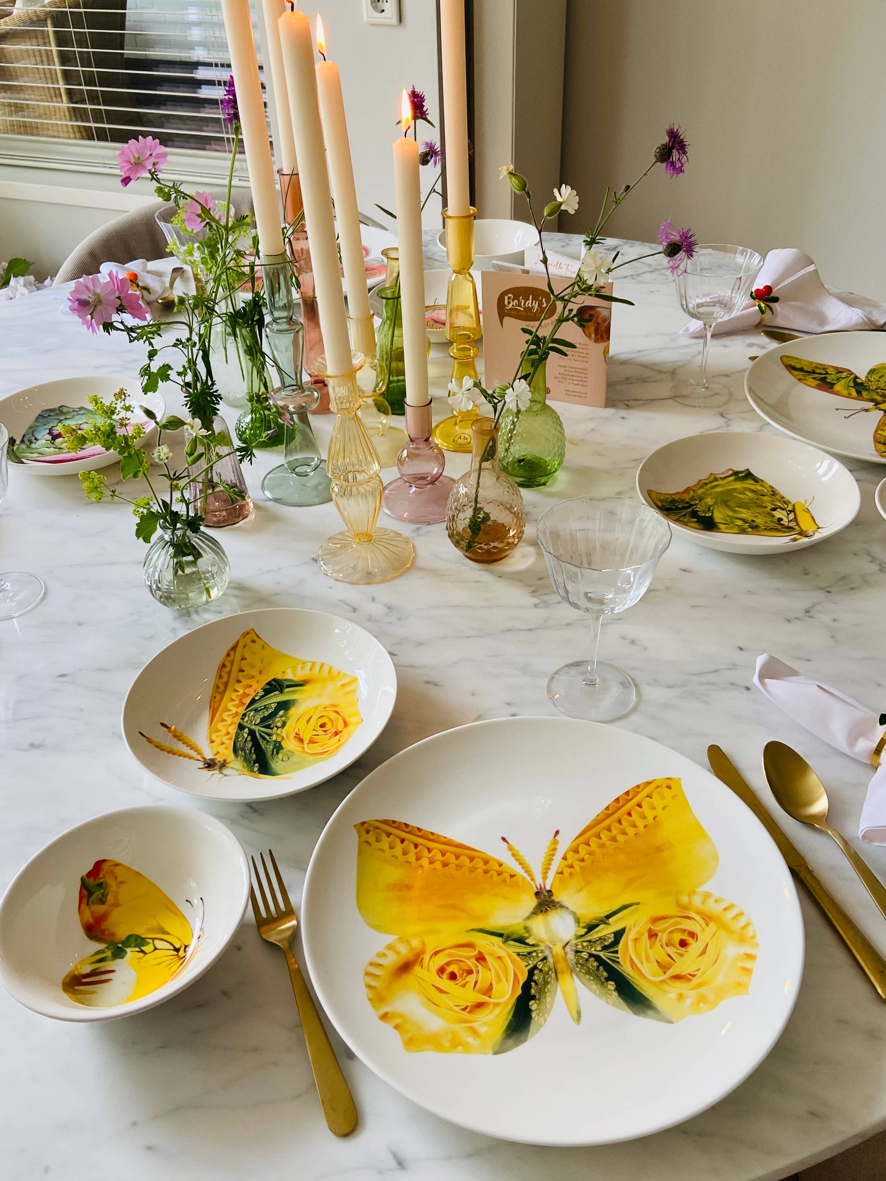 Bordy's - Vendita all'ingrosso Piatto - Set di 4 piatti maxi « La dolce vita di una farfalla »18