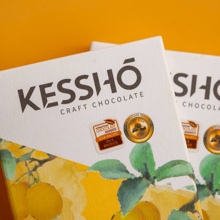KESSHŌ - Wholesale Chocolate Bar - Yuzu 56% Dark Milk Chocolate Bar– Single Origin3