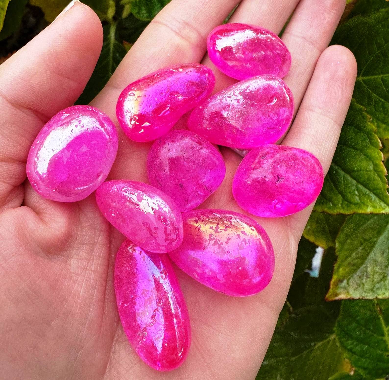 Elf Kendal Hippies – wholesale Spiritual stone/crystal – Pixie aura tumble 15-25mm pink gemstones pink tumbles by Elf4