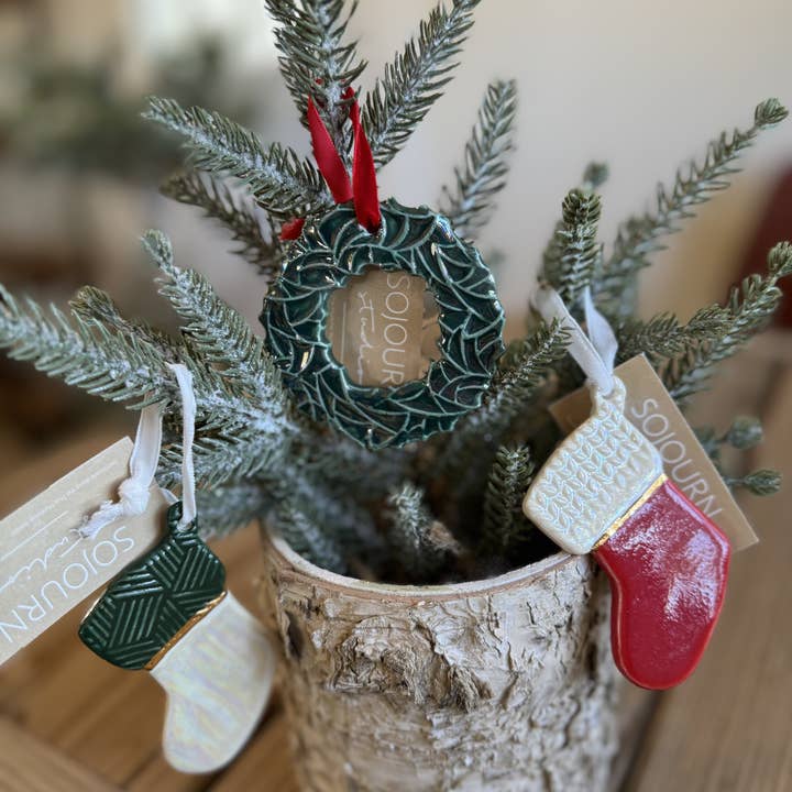 Parel Kous Ornament voor wholesale door Sojourn Studio