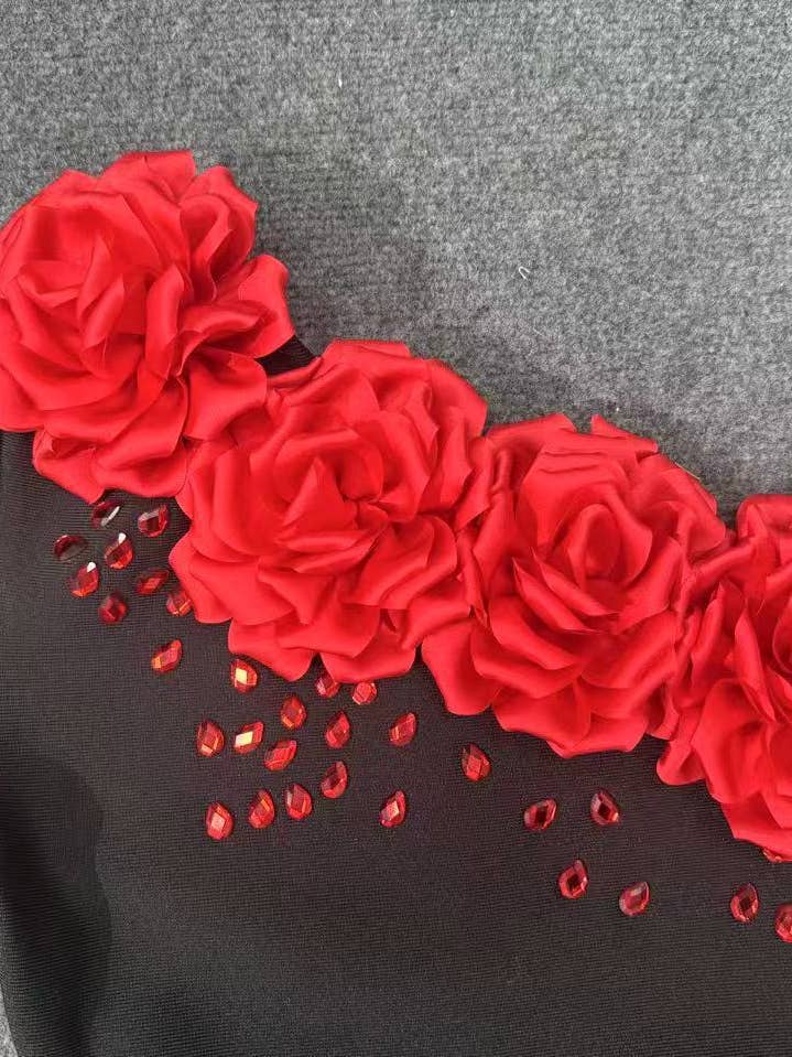 Black 43Y 3D Floral One-Shoulder Bandage Gown with Crystal Detail for wholesale on Faire2