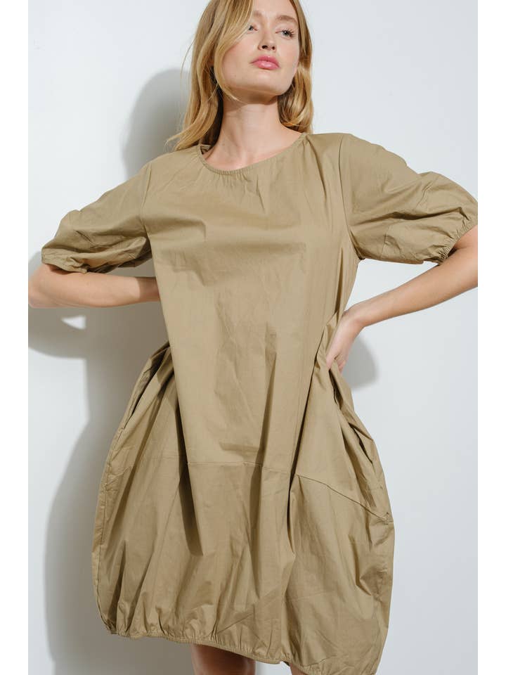 Bloidy – wholesale Klänning - Dam – Poplin Kortärmad Mini Bubble Klänning - D10482SS19