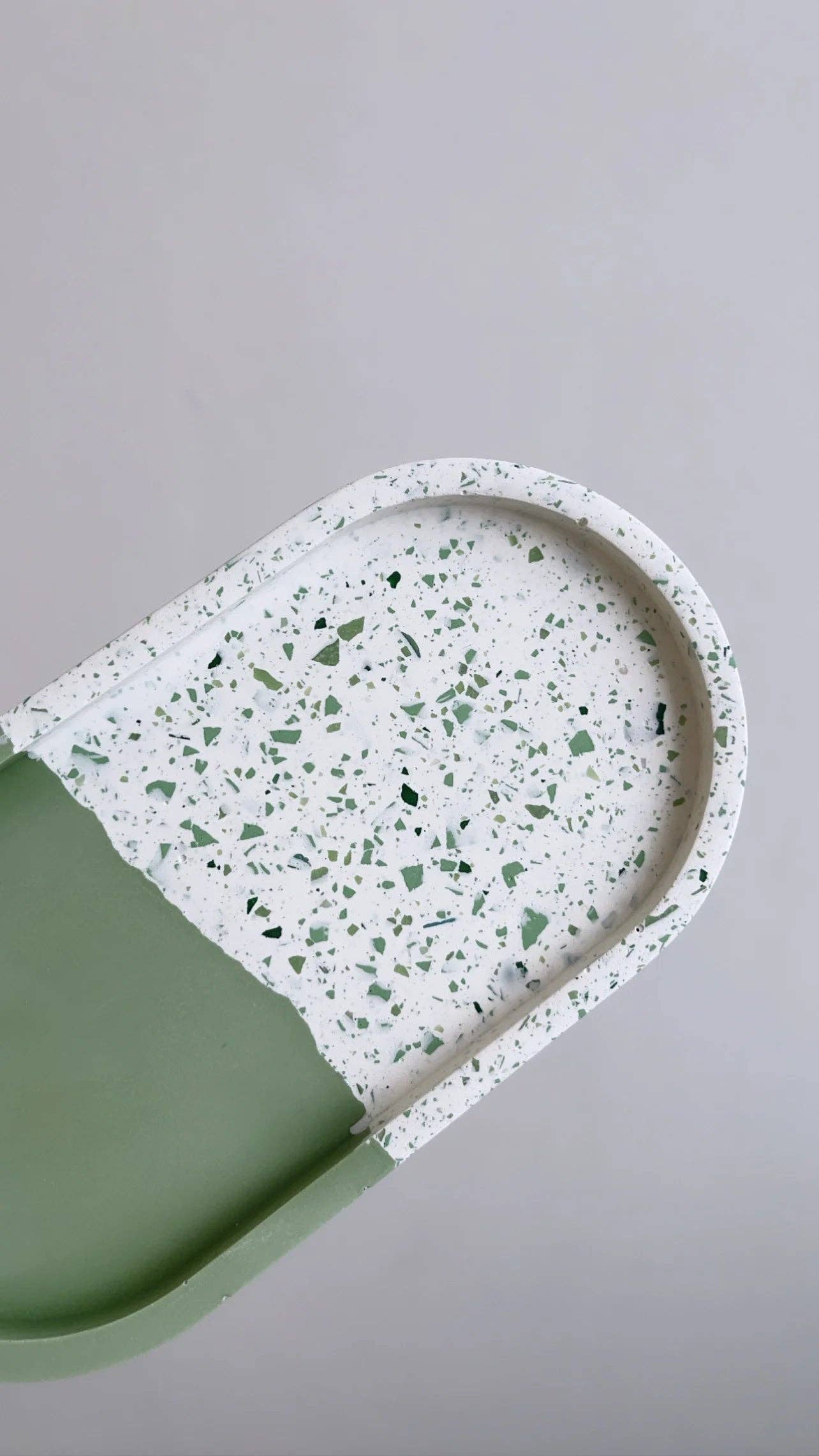 Luxe Home Decor Ltd - Vendita all'ingrosso Portagioie - Vassoio diviso verde salvia3