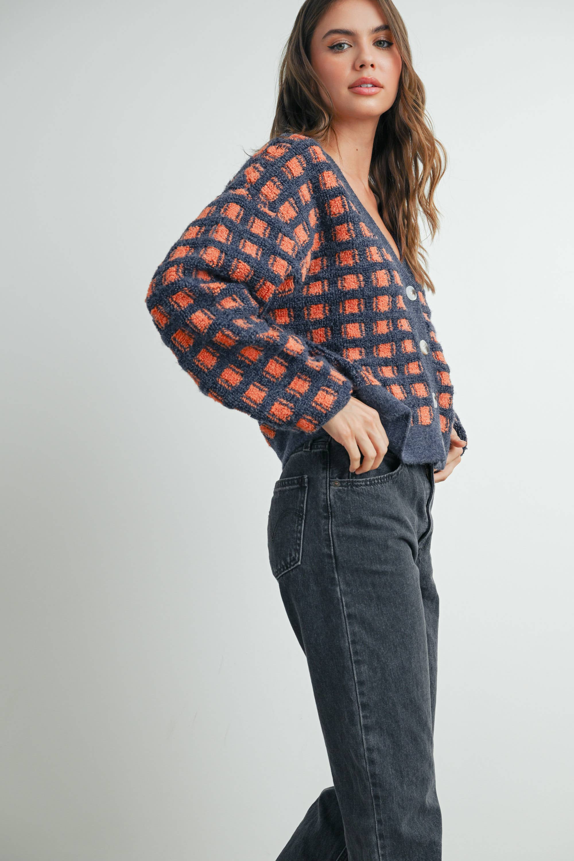 BUTTERMELON – Engroshandel Cardigan - Dame – Cropped V-hals Cardigan - BMC751925