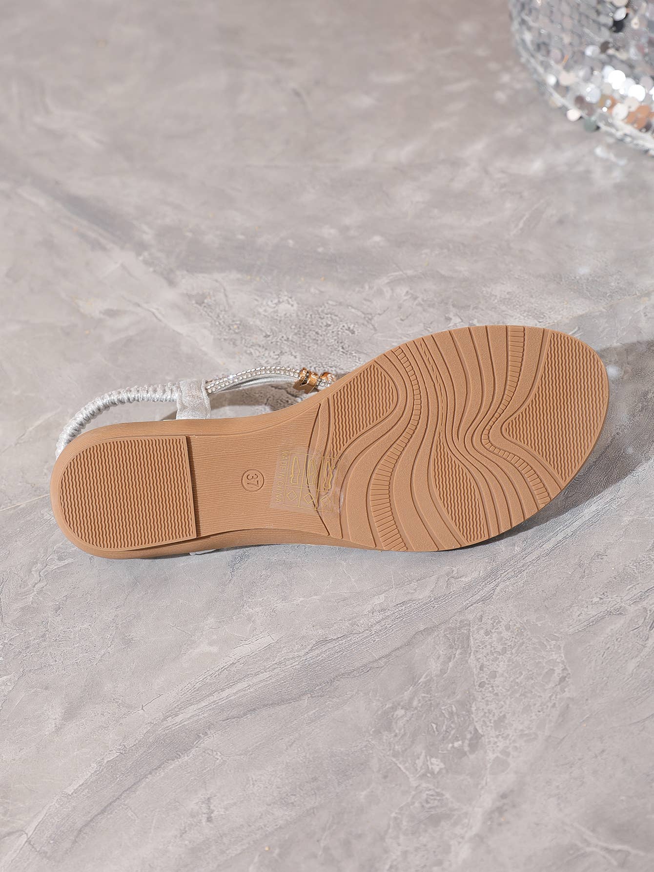 Rentoes – wholesale Sandals – Women's – Flat Flip Flops Diamante Sandals for Women JS698-5210