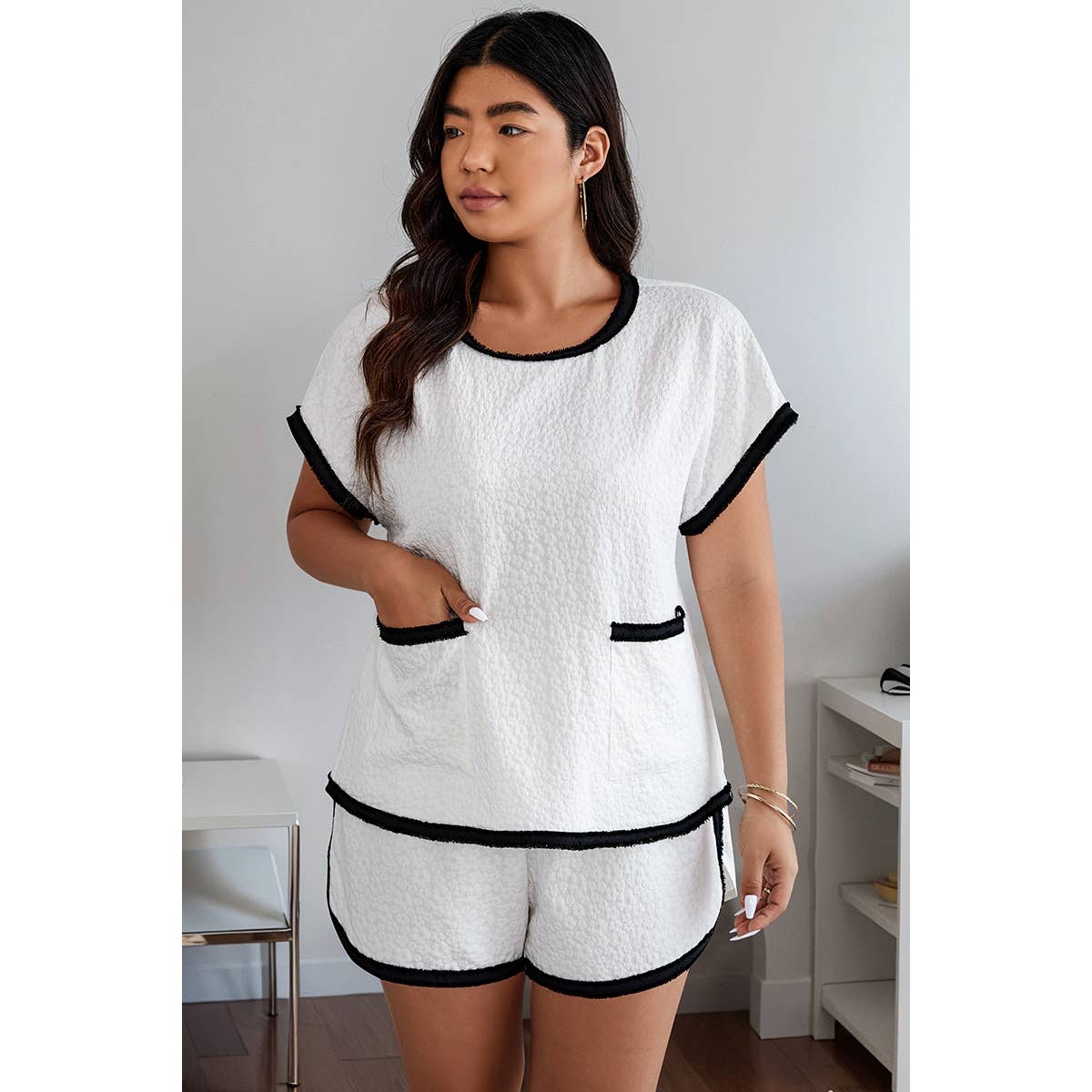 BRANCO Conjunto de Duas Peças Tamanho Grande com Bolsos e Cintura Elástica para venda a revendedores na Faire2